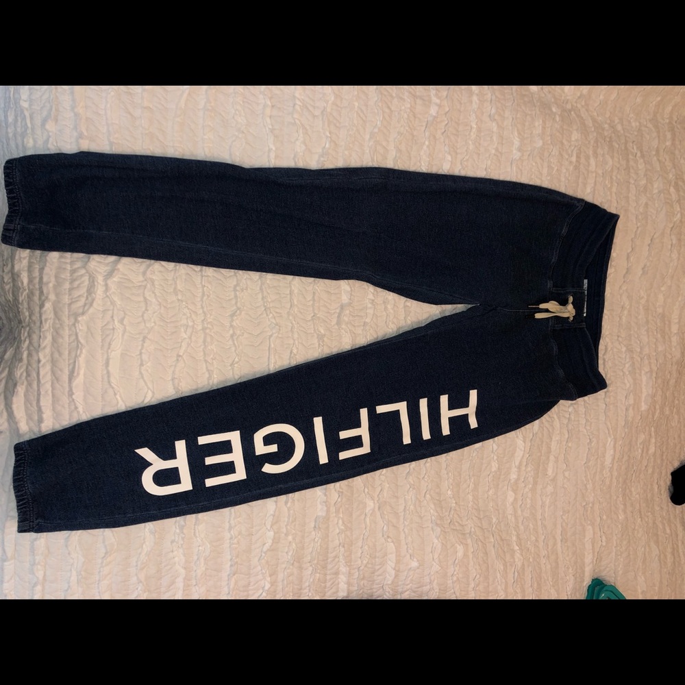 Tommy joggers